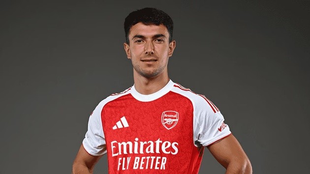 Zubimendi trở thành tân binh Arsenal