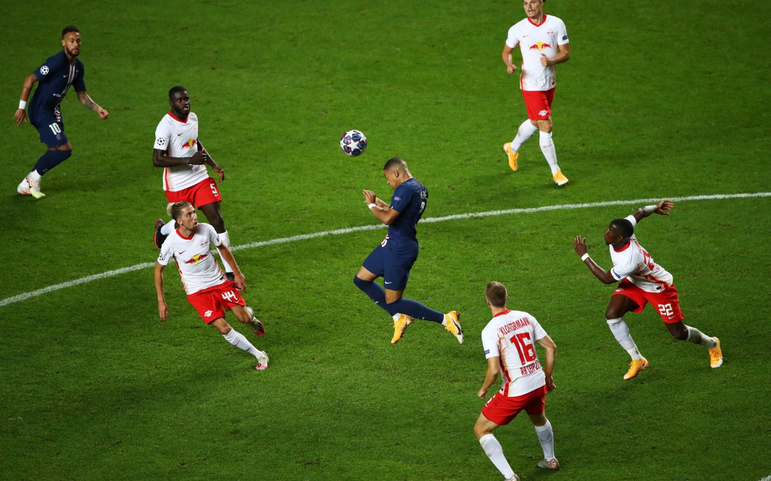 Leipzig lọt vào tận bán kết C1 2019/2020