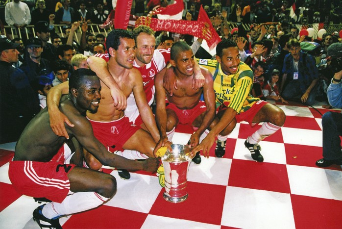 AS Monaco nâng cao chức vô địch mùa giải 1996/1997