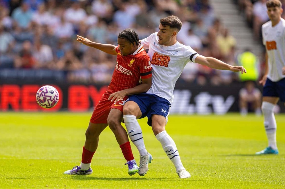 Preston North End chơi nỗ lực nhưng không thể tạo nên bất ngờ trước Liverpool.