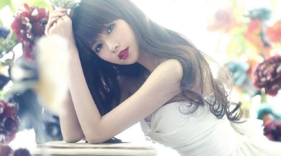 Ngày nay, không ít phụ nữ tài giỏi và độc lập.