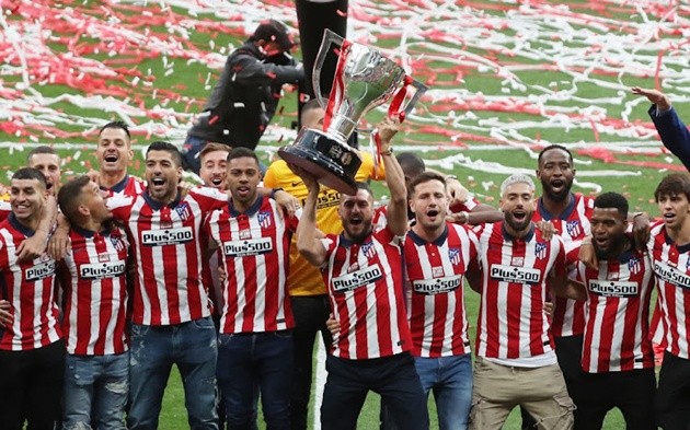 Các cầu thủ Atletico ăn mừng chức vô địch La Liga năm 2021.