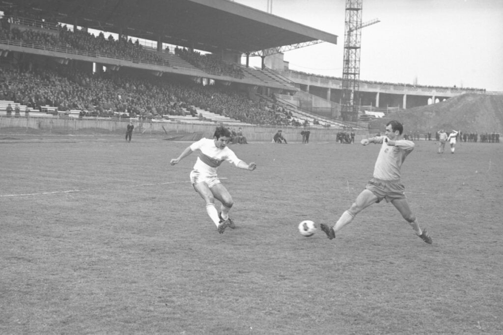 Olympique Lyonnais đối đầu FC-Sochaux tháng 1 năm 1968.