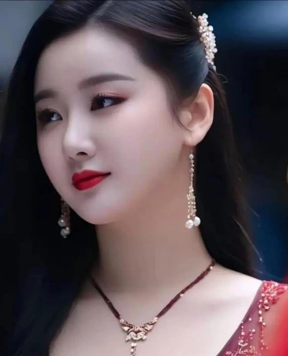 Sự khôn ngoan và trưởng thành theo thời gian là yếu tố cốt lõi làm nên sức hút đặc biệt ở đàn ông lớn tuổi.