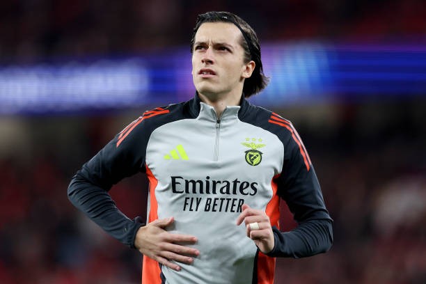 Carreras đã chính thức trở lại Bernabeu. 