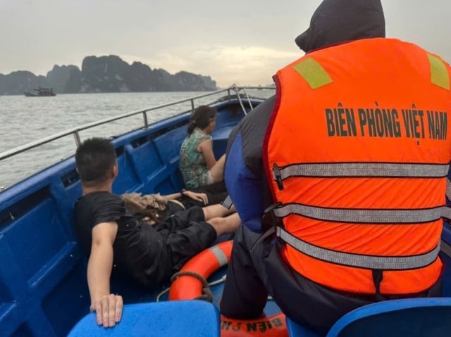 Bộ Chỉ huy Quân sự tỉnh Quảng Ninh đã tham mưu UBND tỉnh thành lập sở chỉ huy và triển khai công tác tìm kiếm cứu nạn