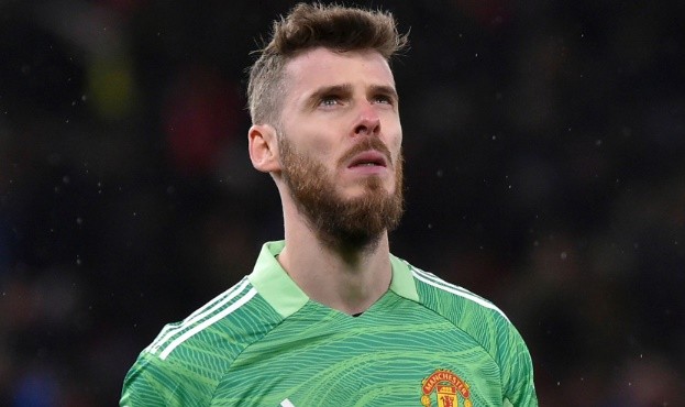 De Gea ở lại MU vì sự cố của chiếc máy fax. 
