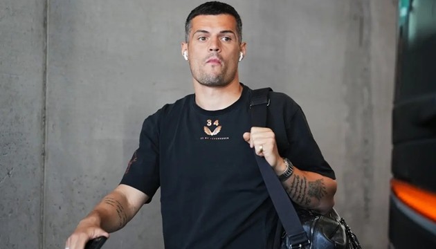 Xhaka chọn Sunderland.