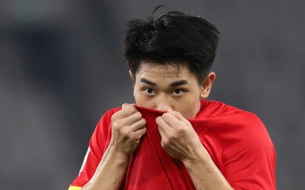 Đình Bắc đánh đầu hiểm hóc ấn định tỷ số 2-1 trước U23 Campuchia