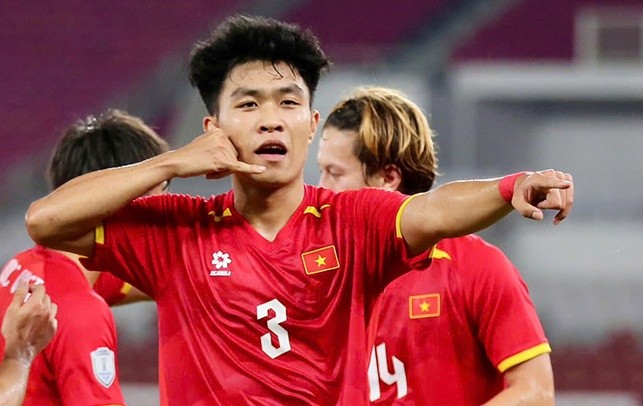 Tuyến giữa của chúng ta lộ điểm yếu.