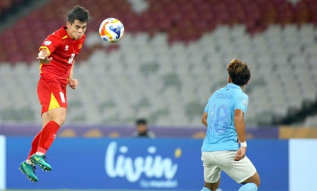 Khuất Văn Khang tỏa sáng mỗi khi U23 Việt Nam gặp bế tắc.