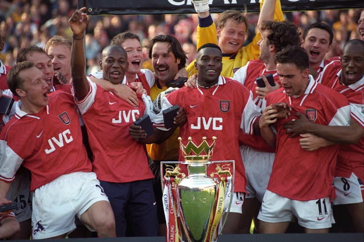 Wenger giúp Arsenal phá vỡ thế thống trị của Man Utd