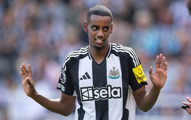 Liverpool đang theo sát Isak
