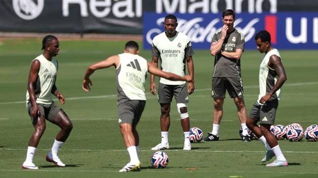 Real Madrid chỉ có nửa tháng chuẩn bị cho mùa giải mới
