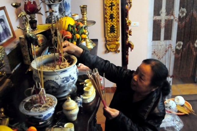 Ngày mùng 1 tháng 6 Nhuận: Thắp hương vào khung giờ nào đẹp nhất?