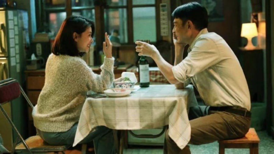 Trong nhà có được sự chia sẻ, cảm thông, thấu hiểu giữa các thành viên với nhau, gia đình sẽ ngày càng thịnh vượng.