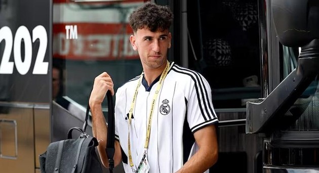 Jacobo Ramon là một trong những thương vụ bán người điển hình của Real Madrid.