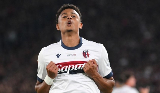 Ndoye không còn nằm trong tầm ngắm của Napoli theo Football Italia.