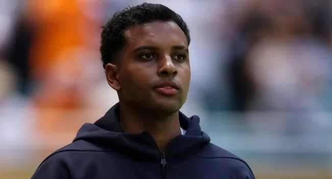 Rodrygo tỏ ra 'lạc lối' ở Real.