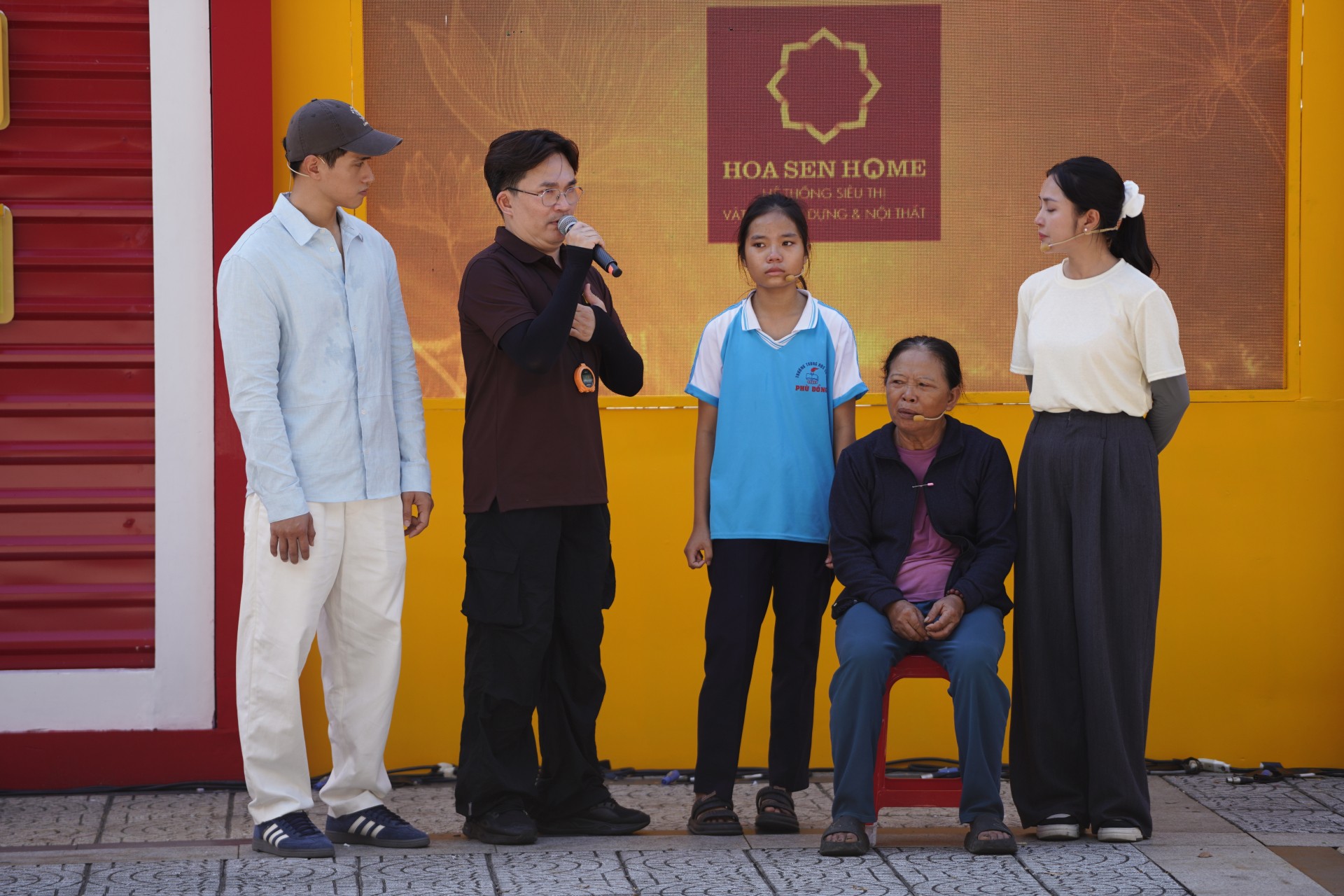 3–Gia đình em THANH TRÚC (1)