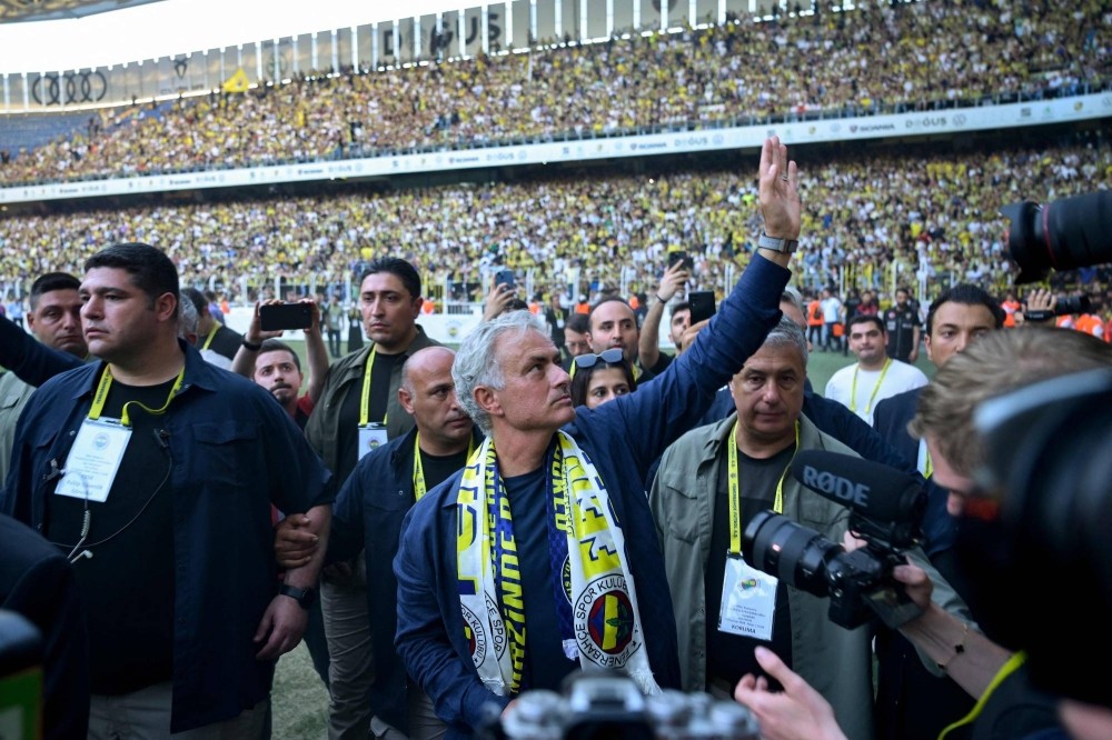 Mourinho đang viết nên câu chuyện riêng của mình tại