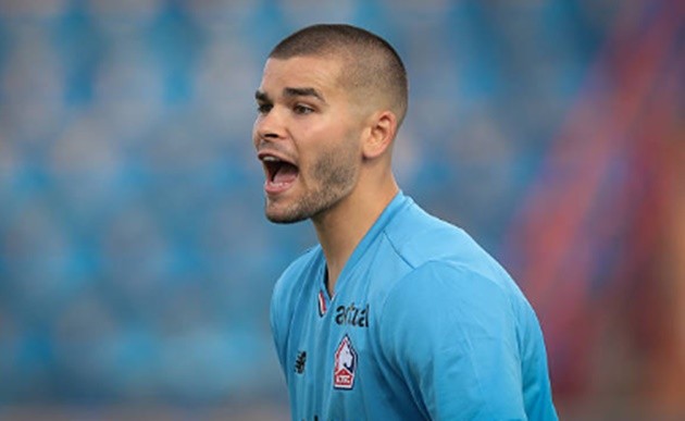 Lucas Chevalier sắp gia nhập PSG. 