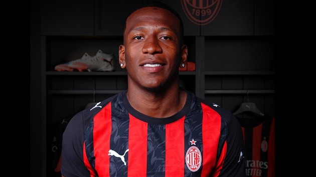 Estupinan là tân binh mới nhất của AC Milan