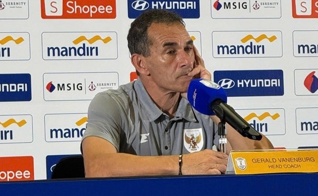 Ông Gerald Vanenburg thay đổi đội hình U23 Indonesia ở trận đấu với U23 Việt Nam.