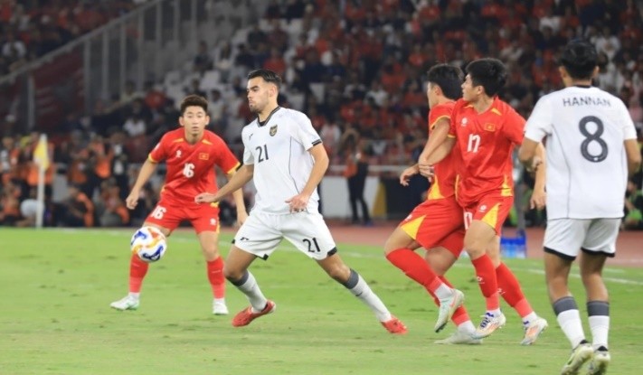 Truyền thông Indonesia tỏ ra bức xúc sau trận thua U23 Việt Nam. 