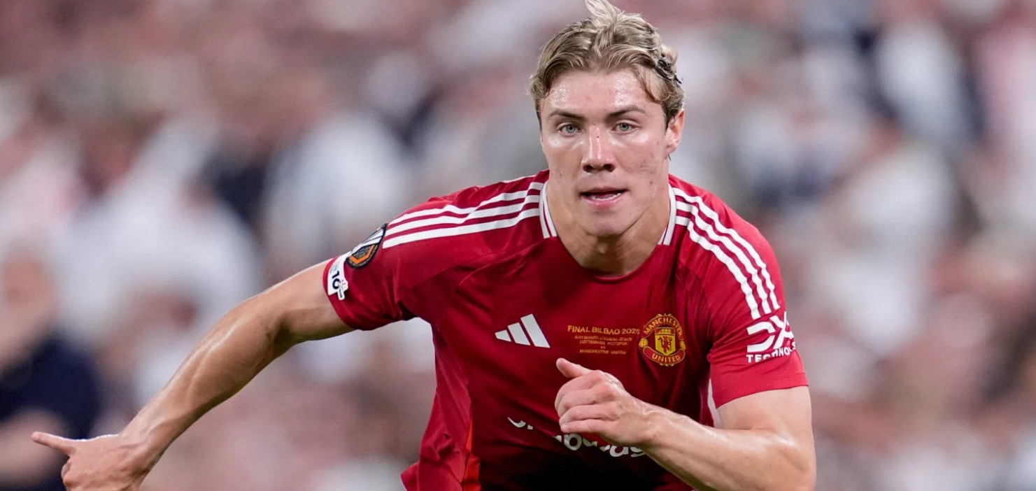 Rasmus Hojlund vừa trải qua một mùa giải thất vọng cùng Manchester United. 