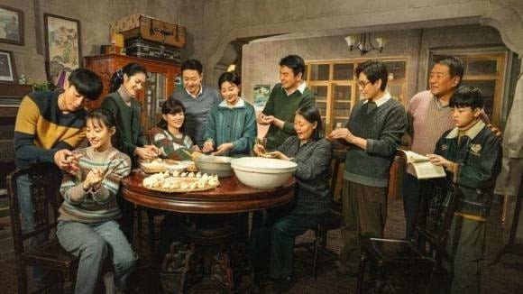 Nói một cách khác, bạn có thể đối xử tốt với cháu mình bằng cả tấm lòng, nhưng không có gì đảm bảo rằng chúng sẽ ghi nhận hay đáp lại bằng sự trân trọng. 