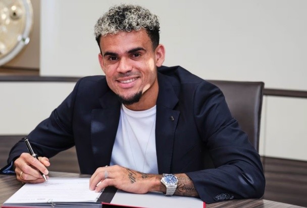 Luis Diaz đã chia tay Liverpool để đầu quân cho Bayern Munich.