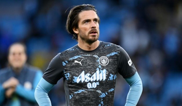 Grealish không thể cạnh tranh vị trí tại Man City. 