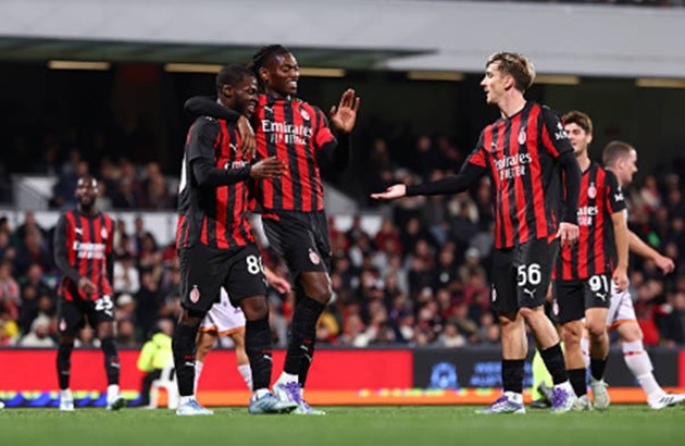 AC Milan giành chiến thắng hủy diệt. 