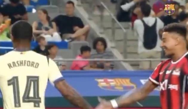 Rashford và Lingard ở 2 đầu chiến tuyến.