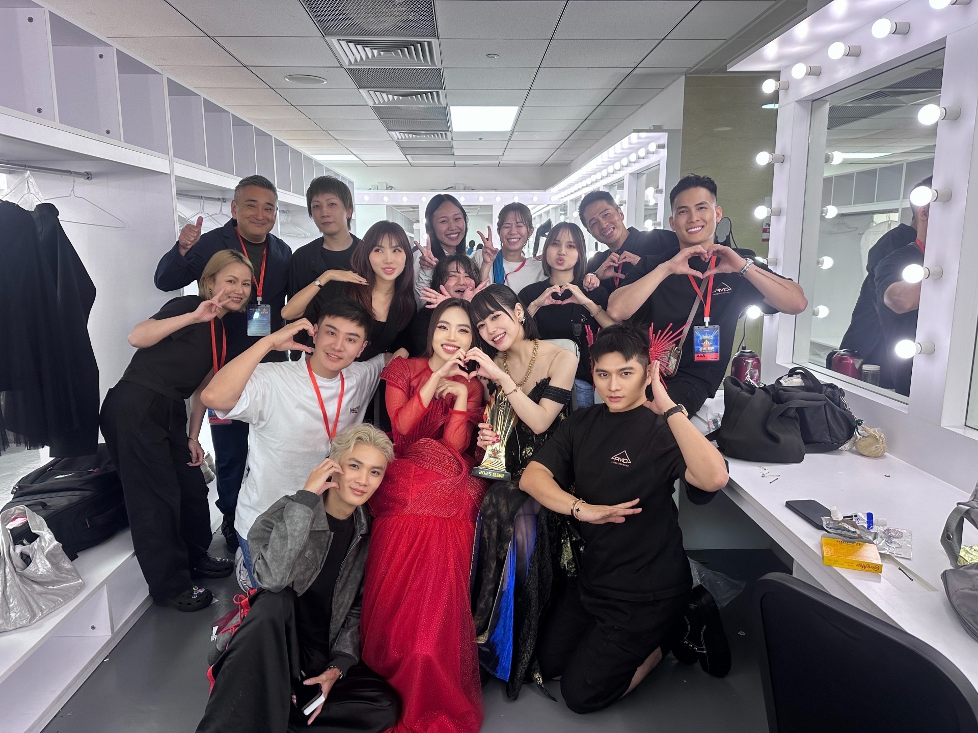 2.Khoa Nguyen va Team (7)