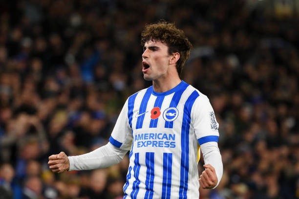 Matt O'Riley thăng tiến vượt bậc dưới màu áo Brighton.