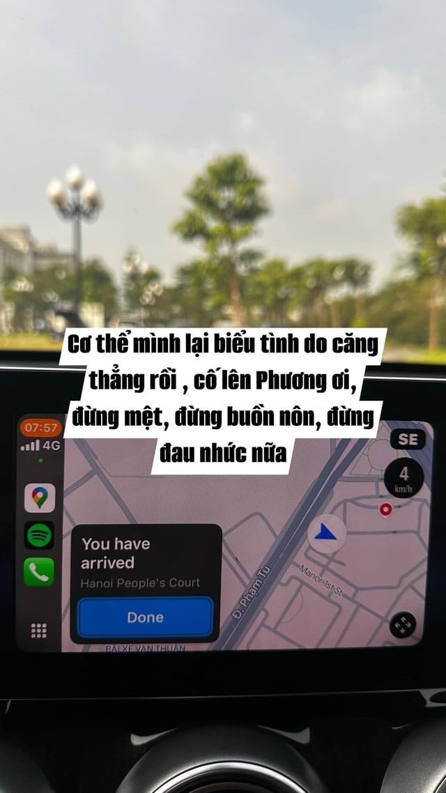 Lan Phương khiến người hâm mộ không khỏi lo lắng khi chia sẻ về tình trạng sức khỏe.