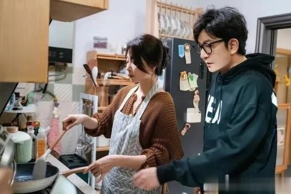 Ông Thành (tên nhân vật đã được thay đổi), 46 tuổi, sau một hồi ngẫm nghĩ, chậm rãi trả lời: “Chắc tôi vẫn sẽ cưới cô ấy thôi.