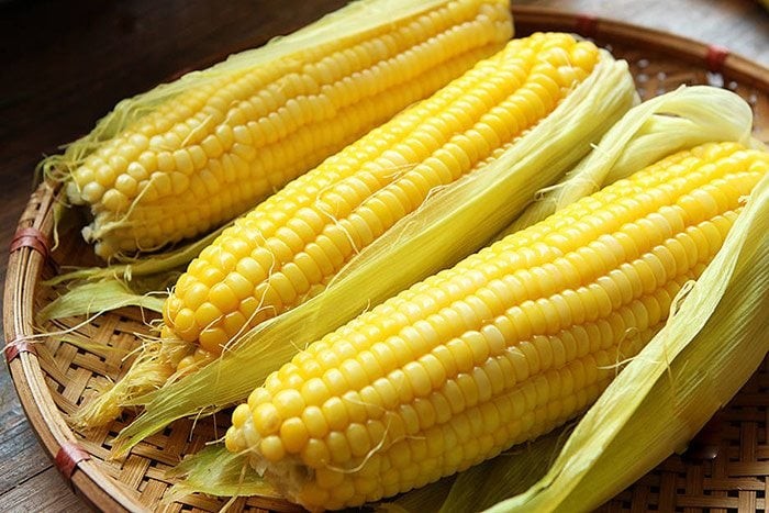 Công thức luộc ngô ngon