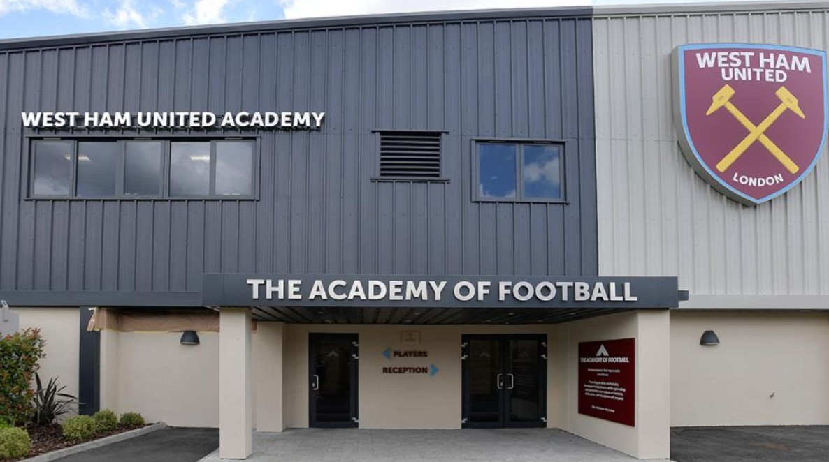 Lò đào tạo của West Ham United là một trong những học viện sản sinh ra nhiều cầu thủ trẻ chất lượng nhất của bóng đá Anh.