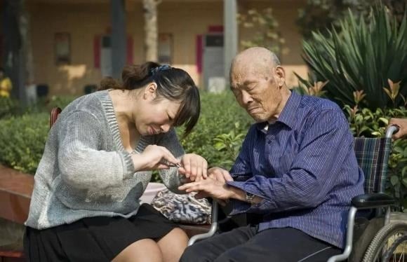 Một câu trả lời ngắn gọn nhưng đầy tinh tế. 