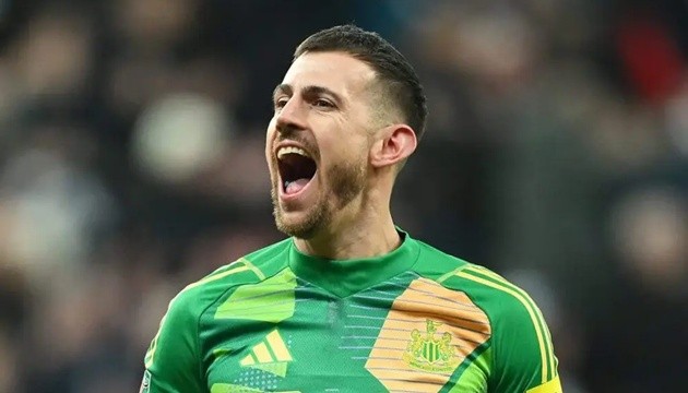 Martin Dubravka gia nhập Burnley