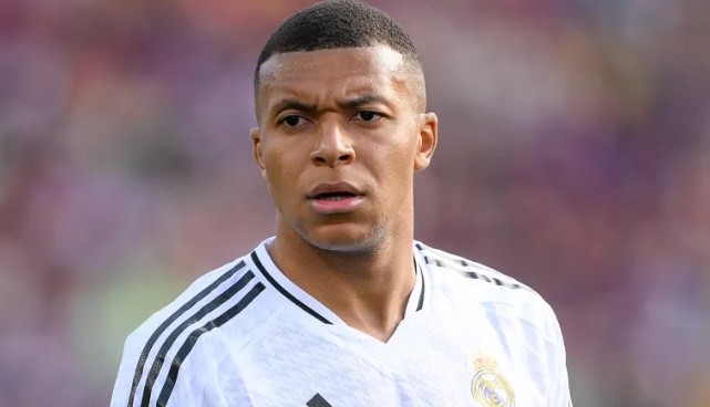 Real sở hữu đội hình đắt giá nhất với hạt nhân mang tên Mbappe. 