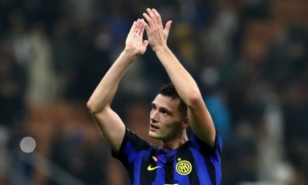 Inter sẵn sàng bán Pavard.