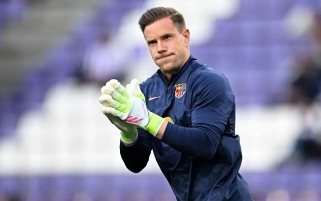 Ter Stegen chính thức gửi bệnh án cho Barcelona.