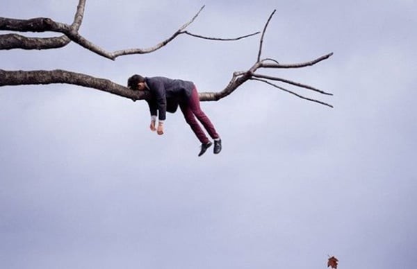 Thường xuyên phê phán và khinh thường người khác


