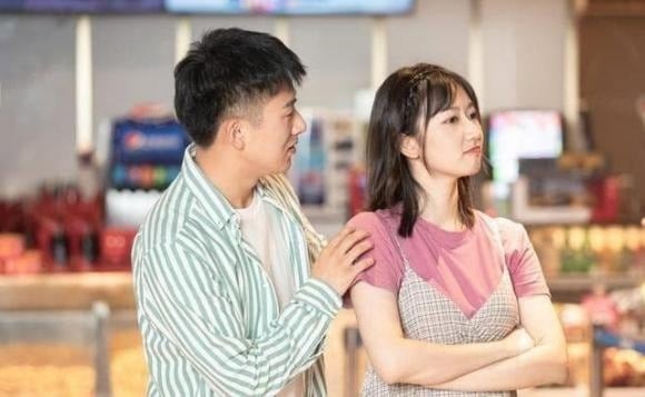 Tương tự, trong Minh Lan truyện, Thịnh Minh Lan dù có vẻ ngoài dịu dàng nhưng lại sở hữu nội tâm mạnh mẽ và đầy toan tính, điều này đã khiến công tử Cố Đình Diệp say đắm.