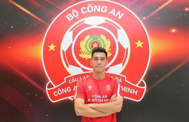 Nguyễn Tiến Linh muốn chinh phục danh hiệu V-League cùng CA TPHCM. Ảnh: CA TPHCM FC.