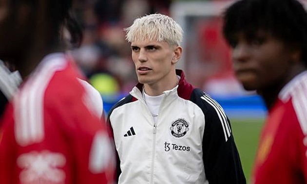 Chelsea đẩy mạnh đàm phán về thương vụ Alejandro Garnacho.